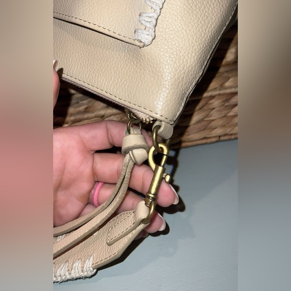 Lucky Brand Shoulder Bag - Picture 8 of 9